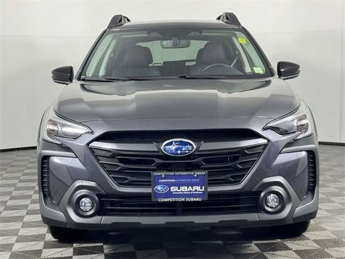 Certified 2025 Subaru Outback Premium image 6