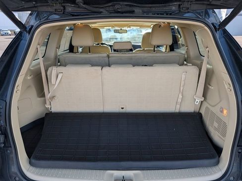 Used 2015 Toyota Highlander XLE image 18