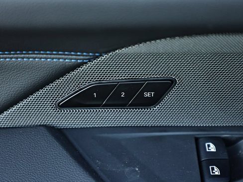 Used 2025 BMW 430i Coupe w/ M Sport Package RWD image 19