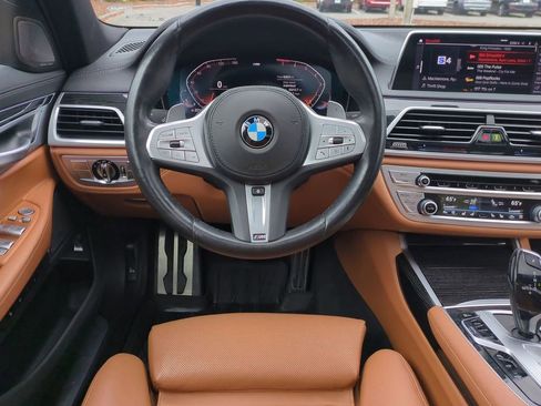 Used 2021 BMW 740i xDrive w/ M Sport Package image 16