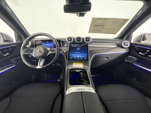 New 2026 Mercedes-Benz GLC 300 image 11