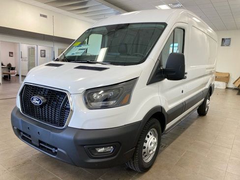 New 2026 Ford Transit 250 148 Medium Roof Extended AWD w/ Exterior Upgrade Package image 4