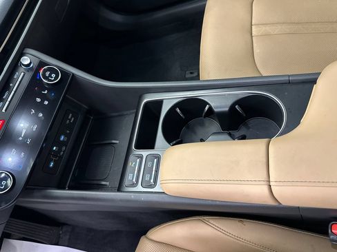 Used 2024 Hyundai Sonata Limited FWD image 31