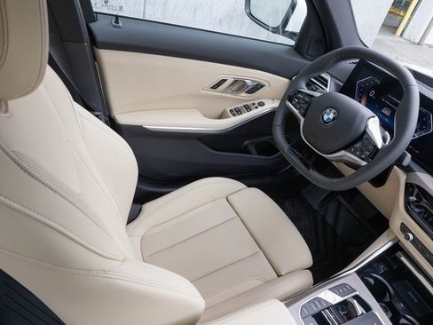 New 2025 BMW 330i xDrive 330i xDrive w/ Premium Package image 23