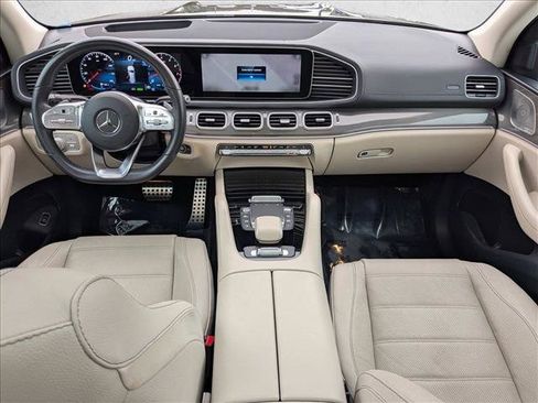 Certified 2023 Mercedes-Benz GLS 580 4MATIC image 18