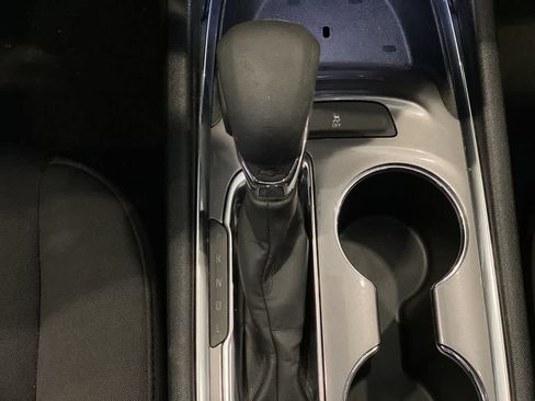 Used 2023 Chevrolet Malibu LT image 22