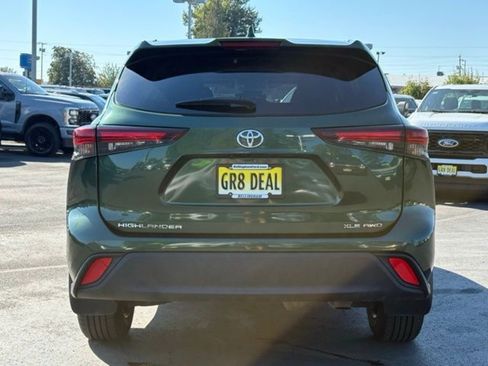 Used 2024 Toyota Highlander XLE image 48