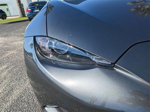 Used 2019 MAZDA MX-5 Miata RF Grand Touring w/ GT-S Package image 10