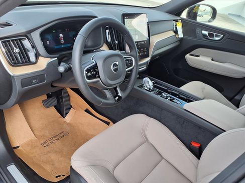 New 2026 Volvo XC60 B5 Plus w/ Protection Package Premier AWD/4WD image 12
