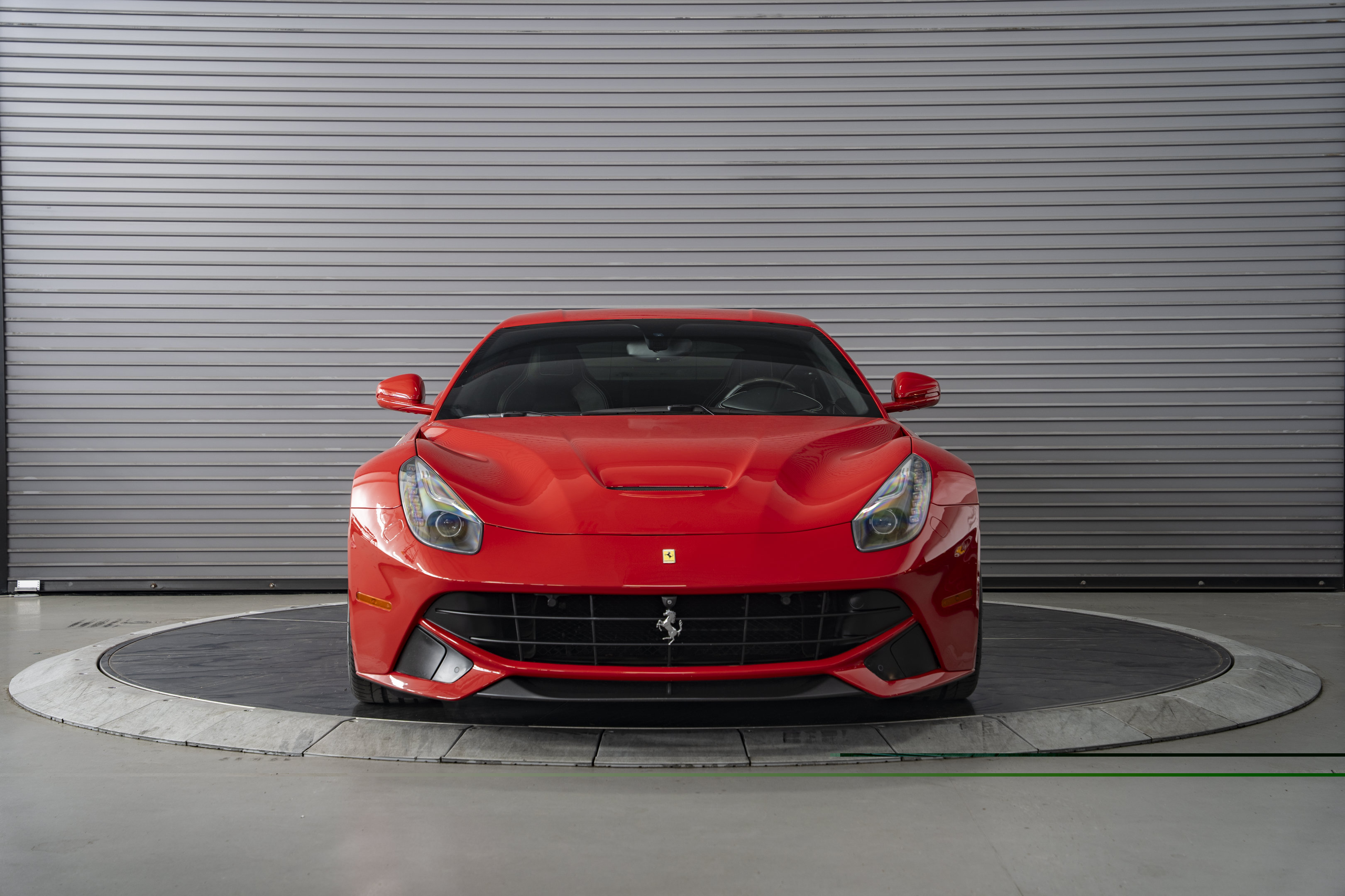 Certified 2015 Ferrari F12 Berlinetta RWD image 8