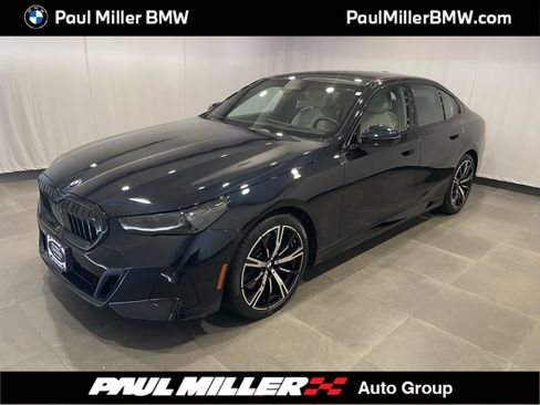Used 2026 BMW 540i xDrive w/ Executive Package AWD/4WD image 1