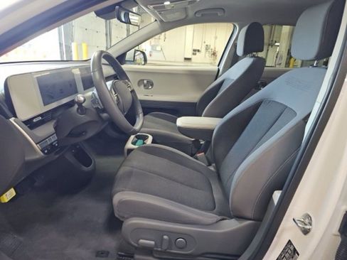 Used 2024 Hyundai Ioniq 5 SEL AWD/4WD image 9