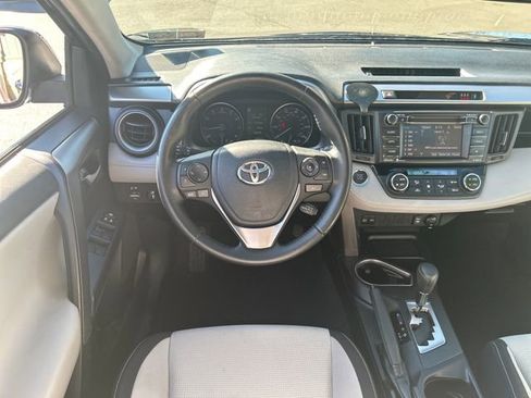 Used 2018 Toyota RAV4 XLE image 14