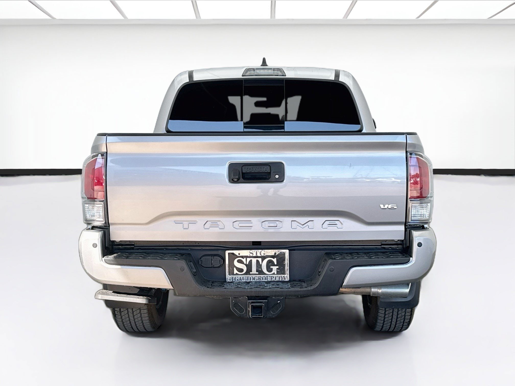 Used 2021 Toyota Tacoma TRD Sport w/ Technology Package AWD/4WD image 5