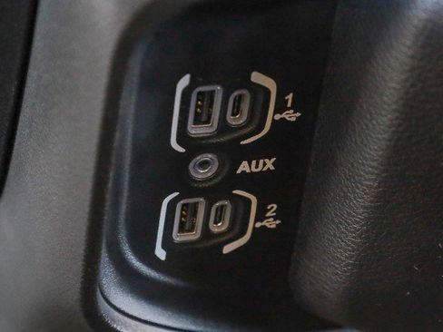 Used 2022 RAM 2500 Big Horn w/ Level A Equipment Group image 21