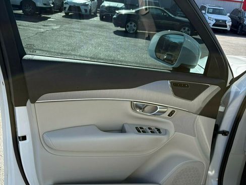 Used 2024 Volvo XC90 B5 Core w/ Protection Package Premier image 12