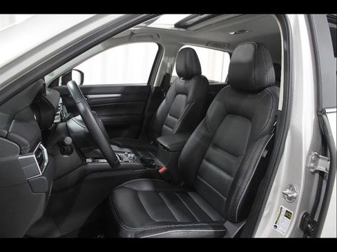 Certified 2025 MAZDA CX-5 AWD 2.5 S w/ Preferred Package image 5