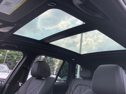 Used 2023 BMW X5 xDrive45e w/ Executive Package image 18