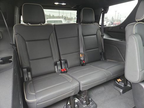 Used 2023 Chevrolet Tahoe Premier image 16