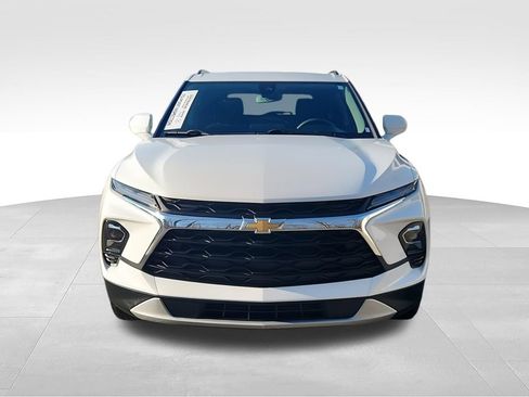 Used 2024 Chevrolet Blazer LT w/ Convenience Package FWD image 4