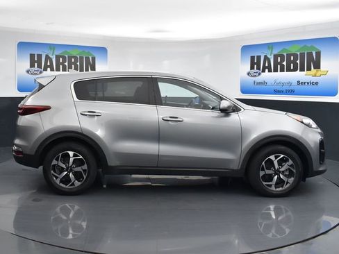 Used 2022 Kia Sportage LX FWD image 6