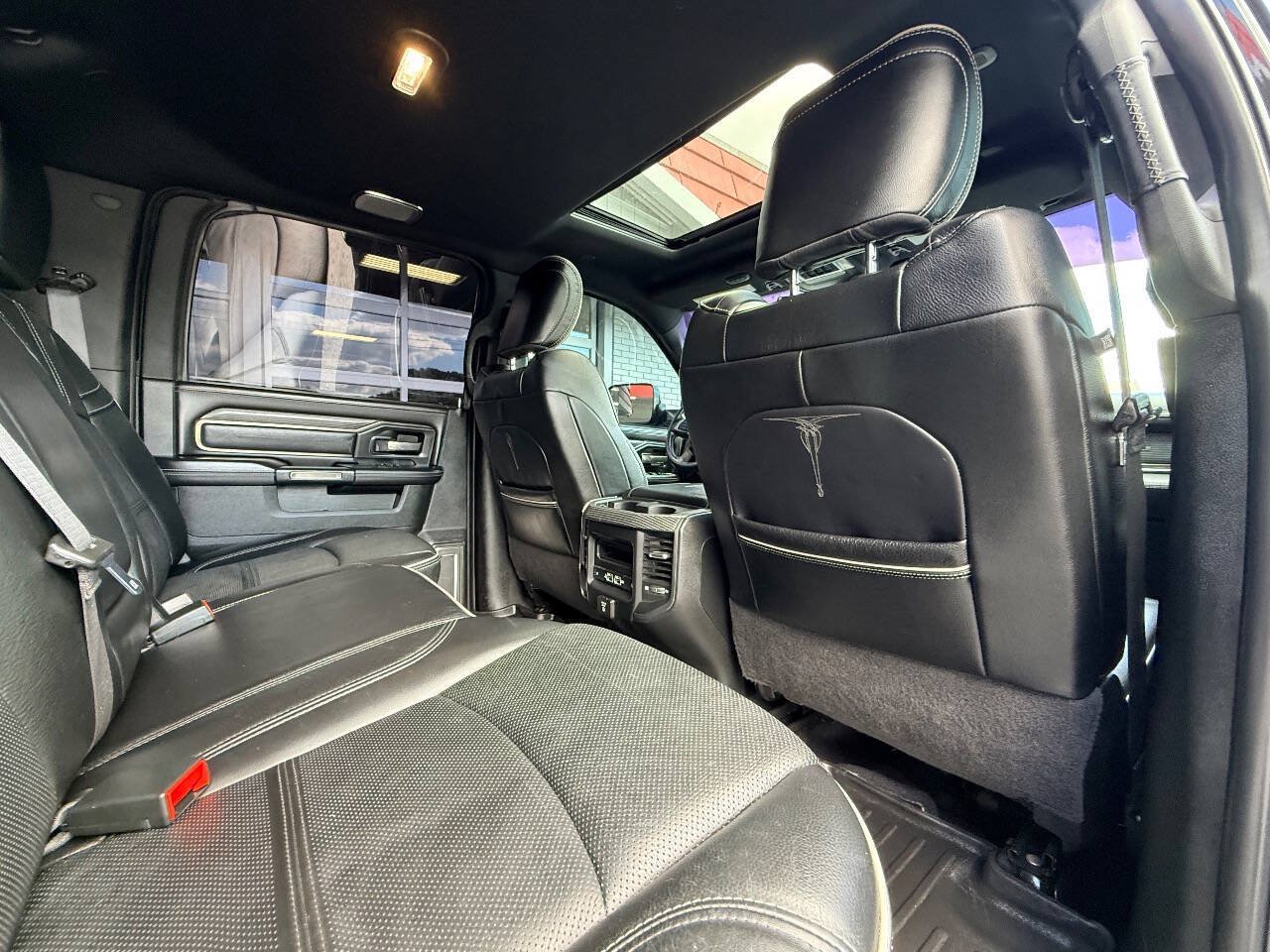 Used 2020 RAM 2500 Limited AWD/4WD image 40