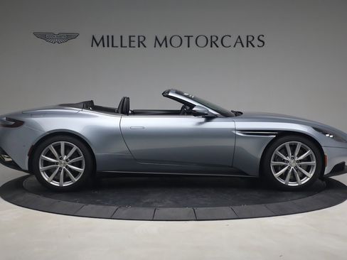 Used 2019 Aston Martin DB11 Volante image 8