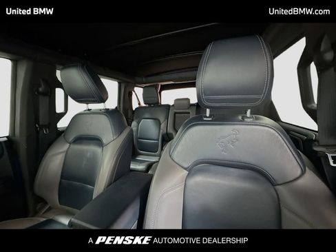 Used 2023 Ford Bronco Outer Banks w/ Sasquatch Package AWD/4WD image 5