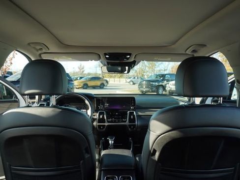 Used 2023 Kia Sorento X-Line EX image 27