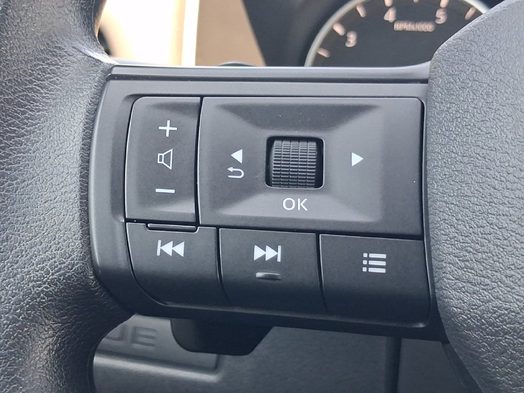 Certified 2026 Nissan Rogue S FWD image 10