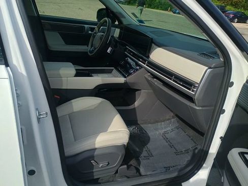 Used 2024 Hyundai Santa Fe Calligraphy AWD/4WD image 15
