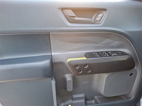 Used 2025 Ford Maverick Tremor image 13