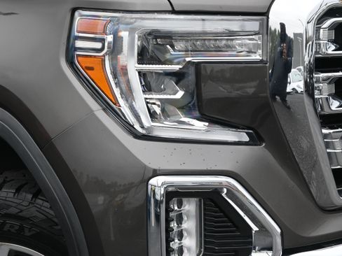Used 2019 GMC Sierra 1500 SLT w/ SLT Premium Plus Package image 12