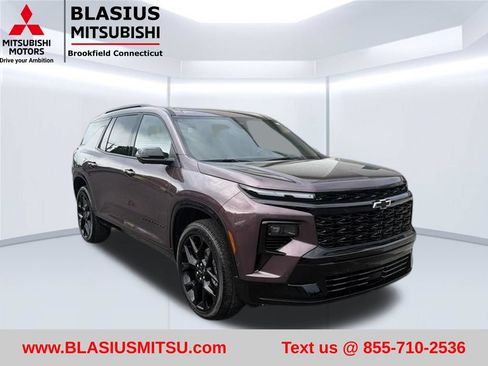 Used 2025 Chevrolet Traverse RS w/ LPO, Floor Liner Package AWD/4WD image 1