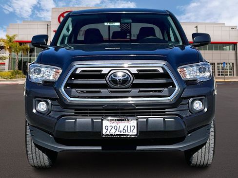 Certified 2019 Toyota Tacoma SR5 image 3