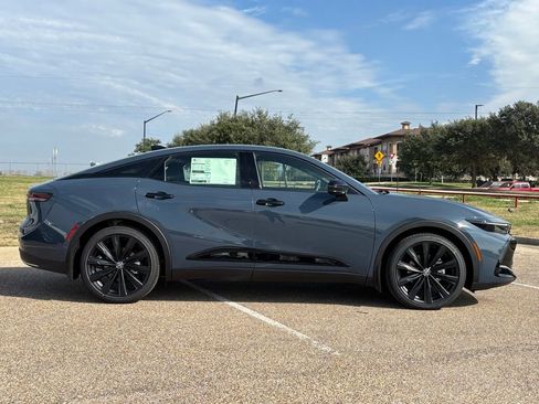 New 2026 Toyota Crown Nightshade image 5