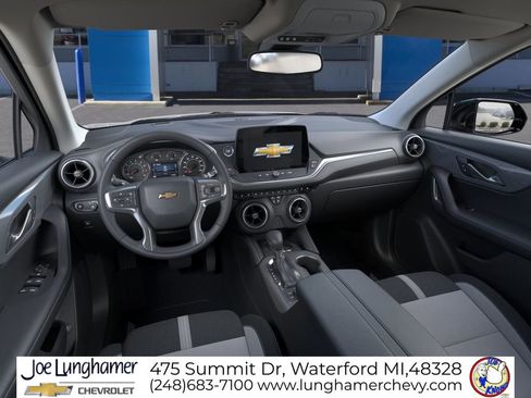 New 2026 Chevrolet Blazer LT w/ Convenience Package AWD/4WD image 17