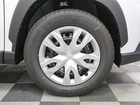 New 2026 Toyota Corolla Cross L image 12
