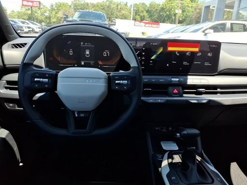 New 2026 Kia K4 GT-Line FWD image 10