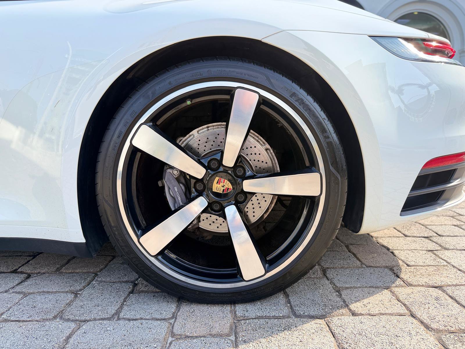 Used 2021 Porsche 911 Carrera RWD image 25