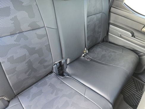 Used 2025 Toyota Tacoma TRD Off-Road image 23