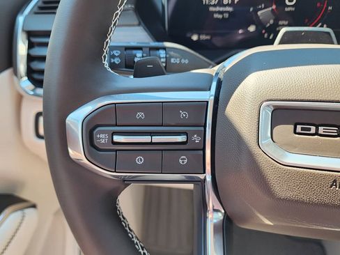 New 2026 GMC Acadia Denali w/ Super Cruise Package FWD image 20