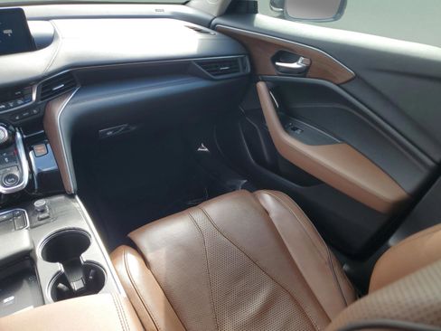 Used 2021 Acura TLX w/ Advance Package image 13