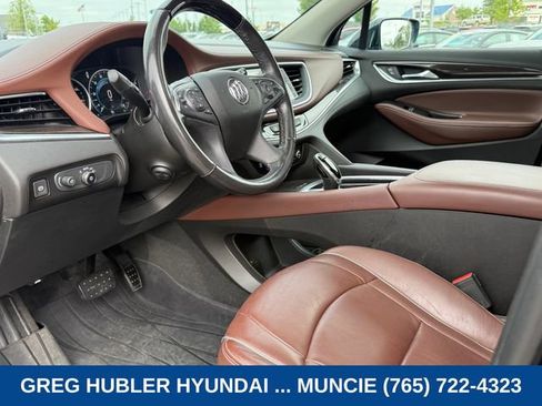 Used 2019 Buick Enclave Avenir w/ Avenir Technology Package FWD image 20