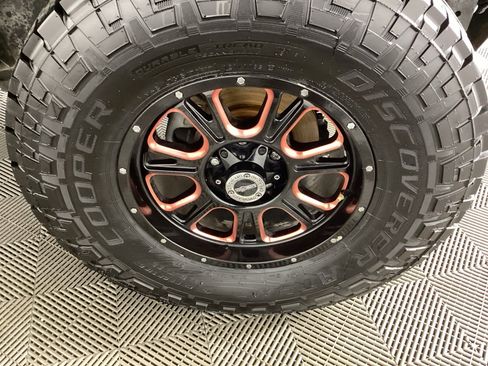 Used 2015 Jeep Wrangler Unlimited Rubicon w/ Dual Top Group image 7