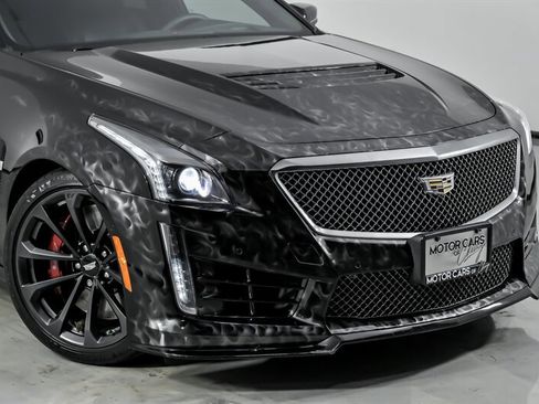 Used 2019 Cadillac CTS V image 2
