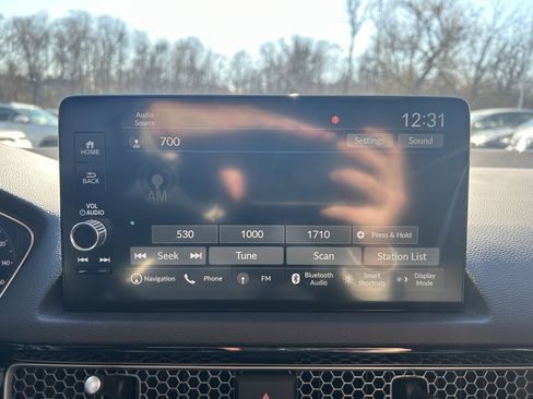 Used 2022 Honda Civic Touring image 13