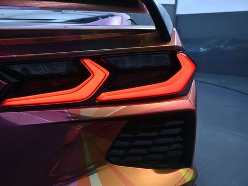 Used 2020 Chevrolet Corvette Stingray Preferred Cpe w/ 2LT Preferred Equipment Group RWD image 8
