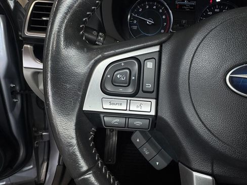 Used 2017 Subaru Forester 2.5i Limited AWD/4WD image 16