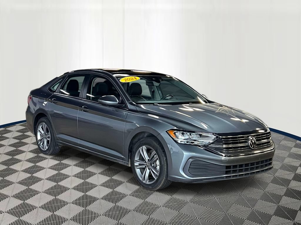 Used 2024 Volkswagen Jetta SE FWD image 6
